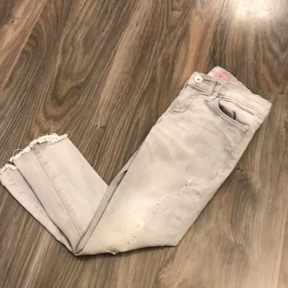 The Children’s Place- Grey Distressed Super Skinny Jeans 6X-7